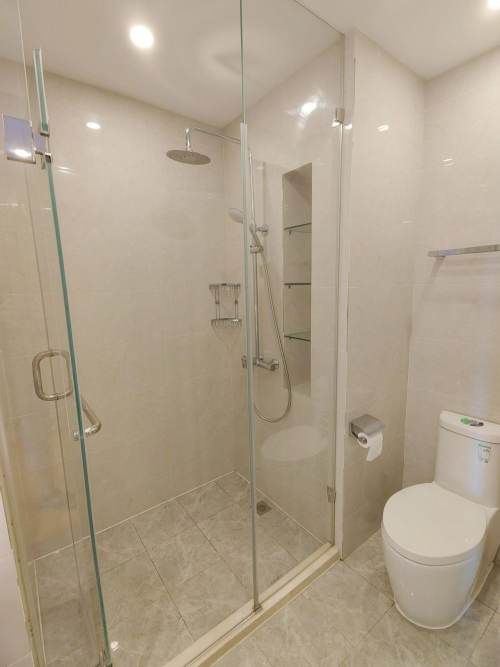 Housing image — Bathroom