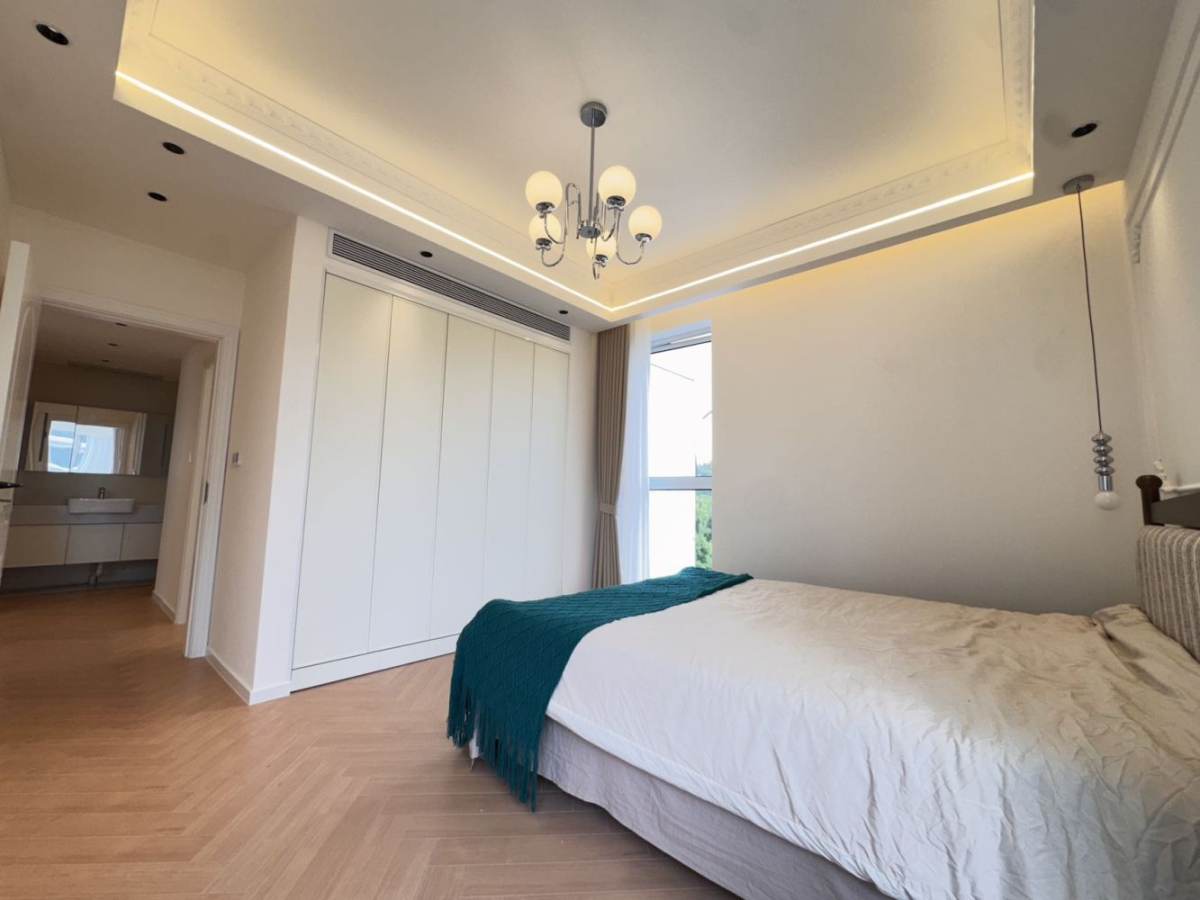 Housing image — Bedroom