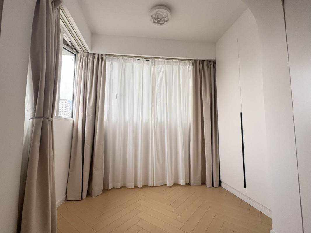 Housing image — Bedroom