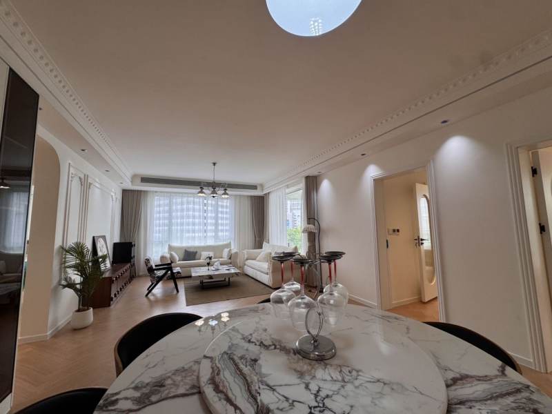Housing image — Living Room
