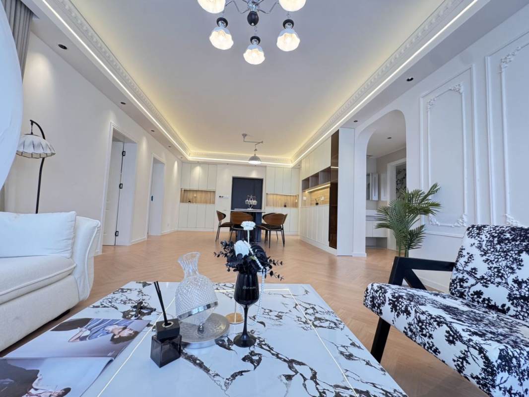 Housing image — Living Room