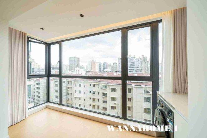 Bright 2BR Apartment near Yishan Rd Metro with Floor-to-Ceiling Windows (L3/L4/L9)