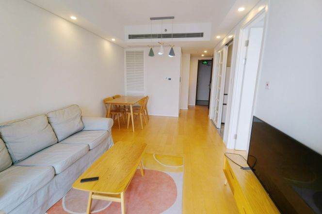 High-Floor 1BR Apartment near Oriental Sports Center Metro (L6/L8/L11)