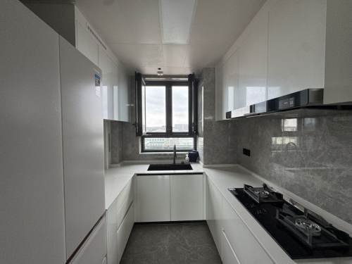 Housing image — Kitchen
