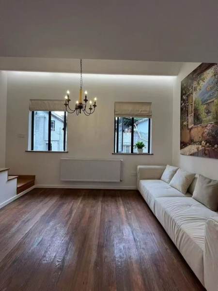 Housing image — Living Room