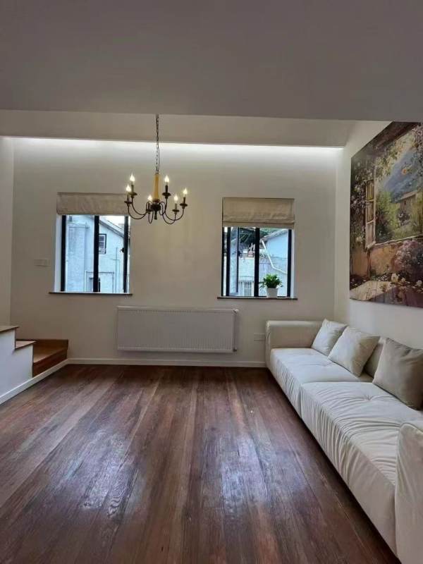 Housing image — Living Room