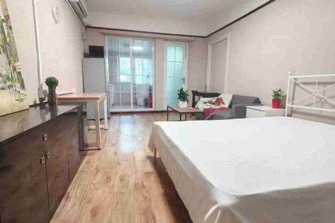 1BR Lane House in Jing'an