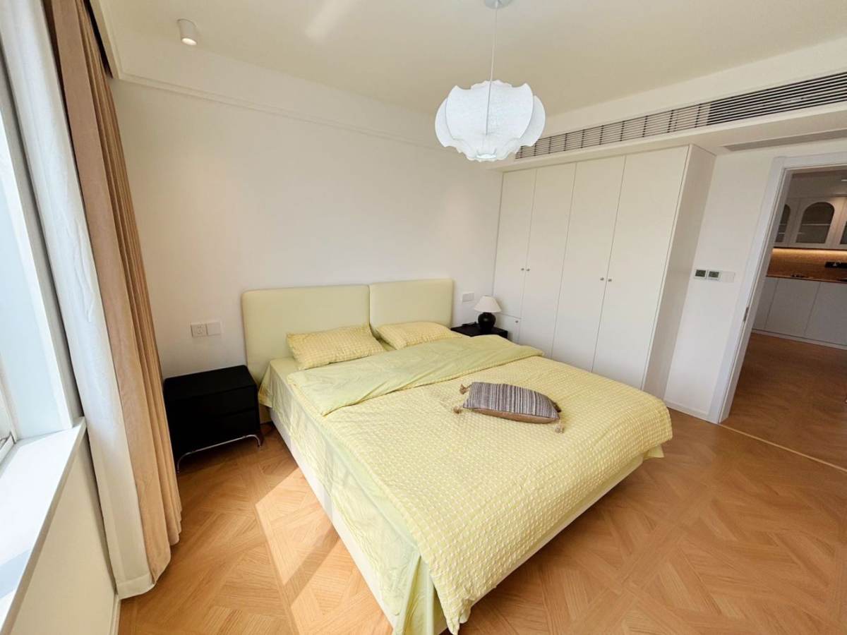 Housing image — Bedroom