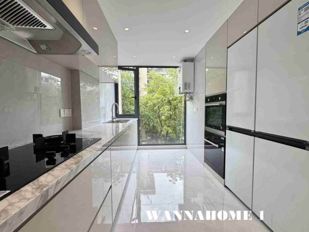 Housing image — Kitchen