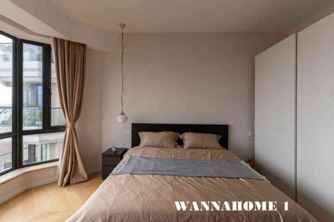 High-Floor Spacious 3BR Apartment near Jiaotong University Metro (L10/L11)