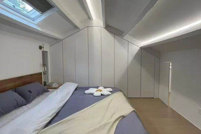 Spacious Historic High-Ceiling 3BR Apartment in Old Xuhui with Terrace (L1/L7/L9)