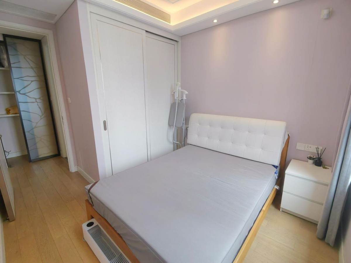 Housing image — Living Room