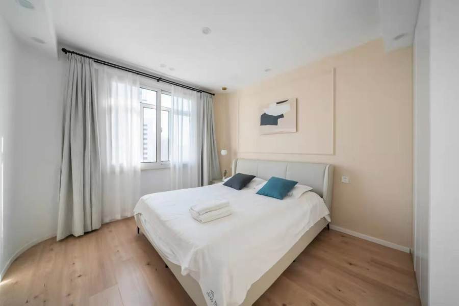 Housing image — Bedroom