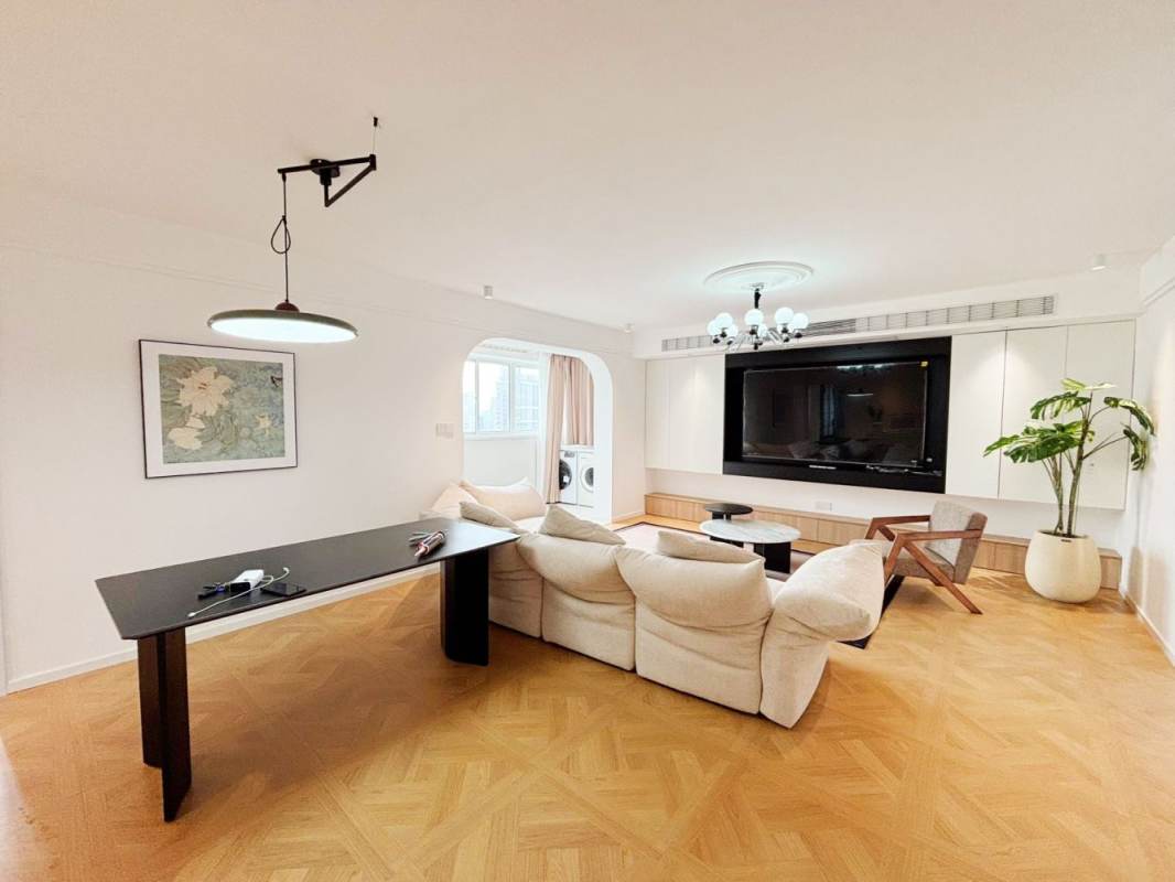 Housing image — Living Room