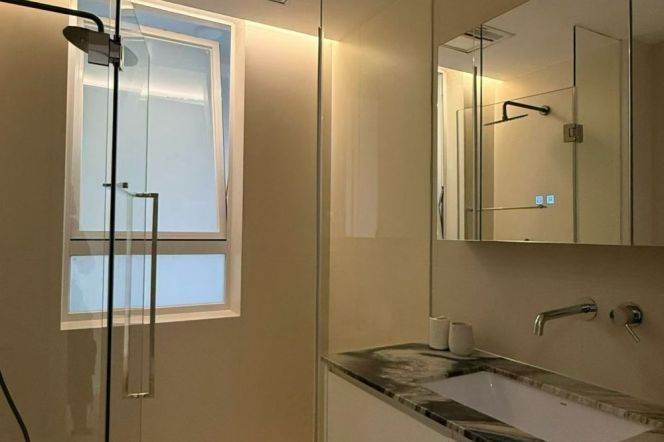 Modern 2BR Apartment in Xujiahui (L1/L9/L11)