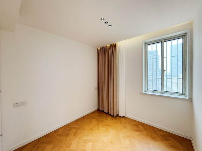 Housing image — Bedroom