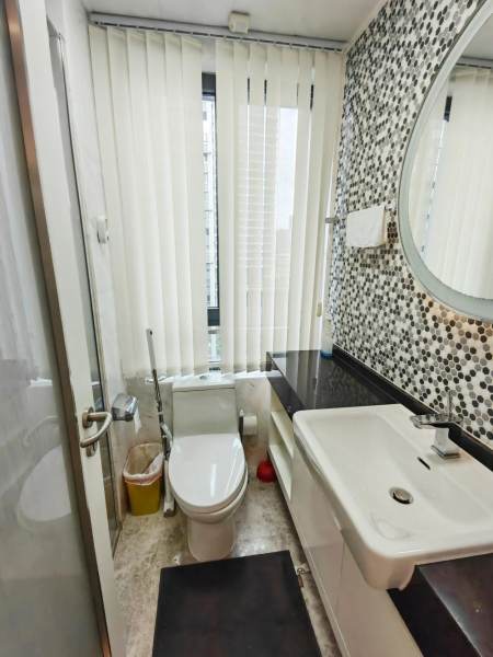 Housing image — Bathroom