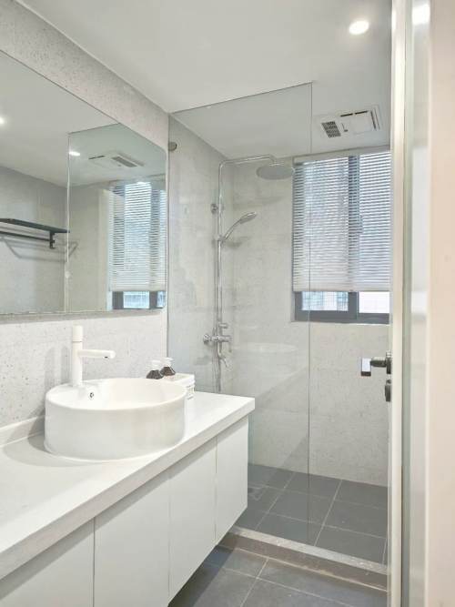 Housing image — Bathroom