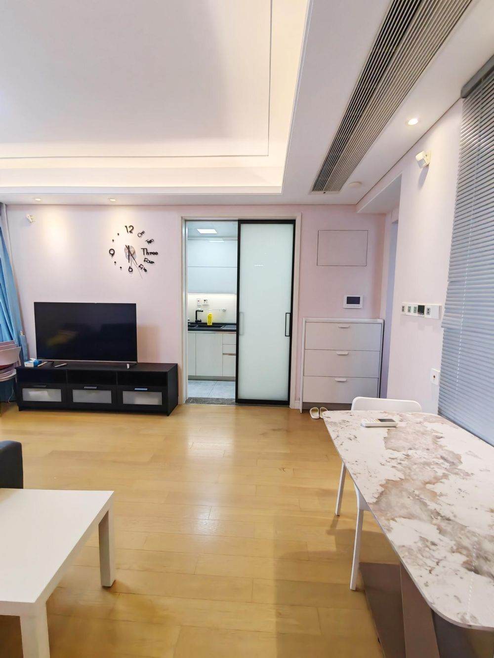 Housing image — Dining Area