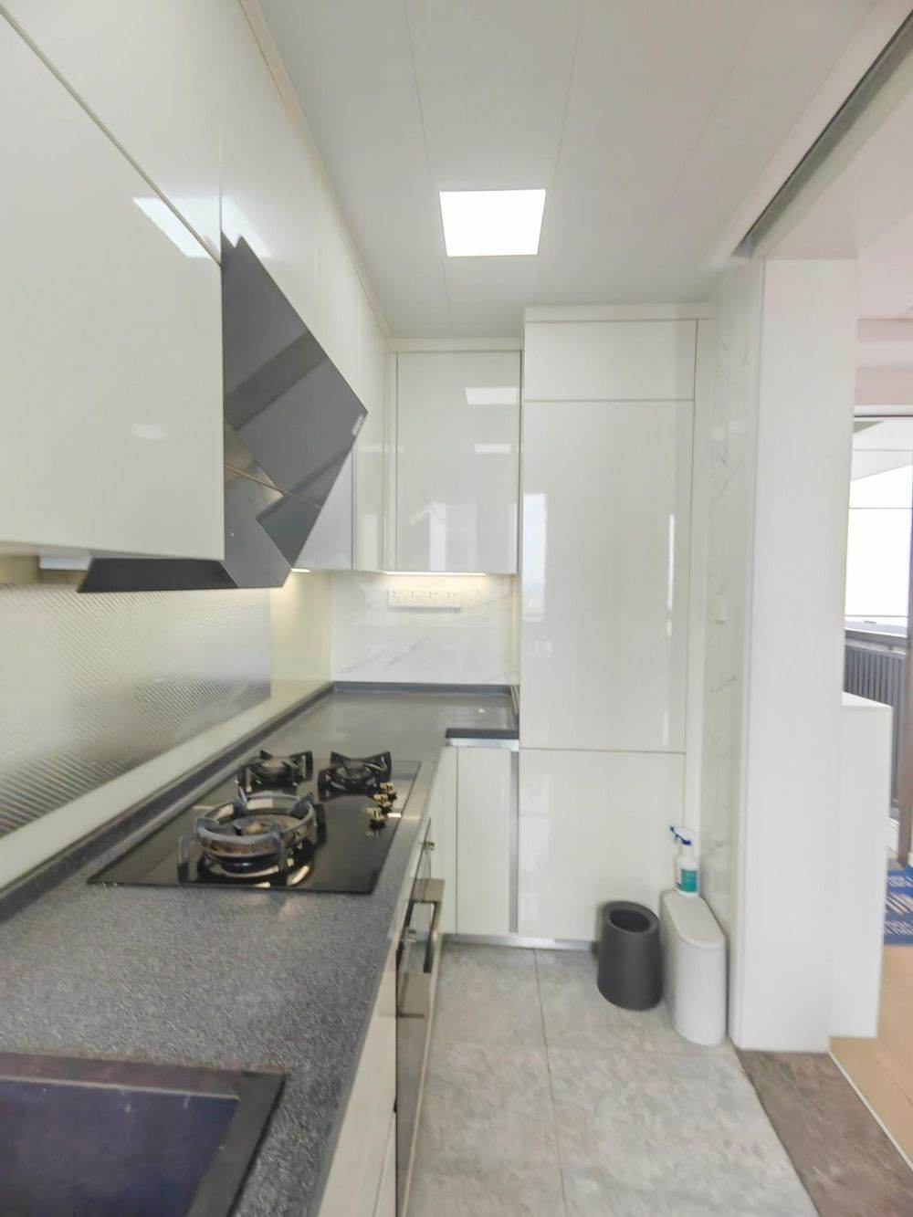 Housing image — Kitchen