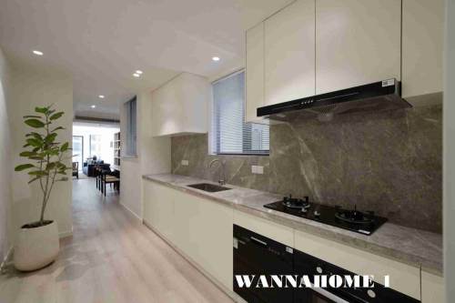 Housing image — Kitchen