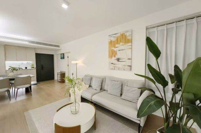 2BR Apartment at Oriental Manhattan (L1/L9/L11)