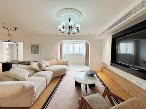 Housing image — Living Room