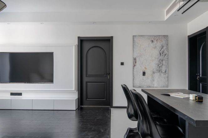 High-Floor Spacious Bright 2BR Apartment at Brilliant City with Floor-to-Ceiling Windows (L3/L4)