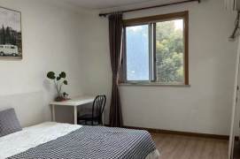 Bright Modern 4BR Shared Apartment near Xinzha Rd Metro with River View (L1/L8/L12)