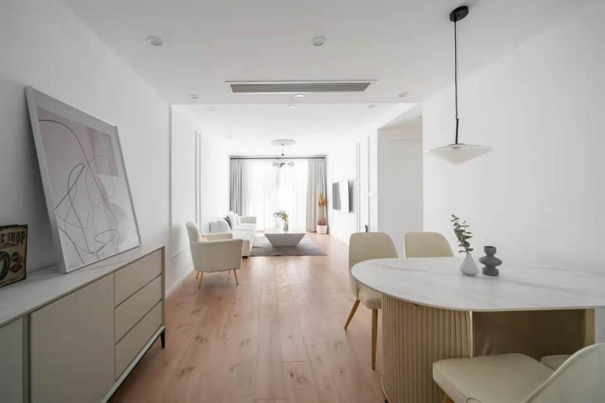 Housing image — Living Room