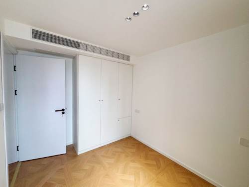 Housing image — Bedroom