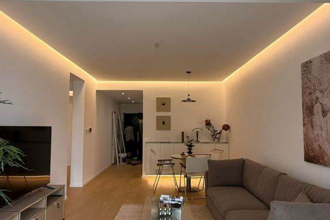 Modern 2BR Apartment in Xujiahui (L1/L9/L11)