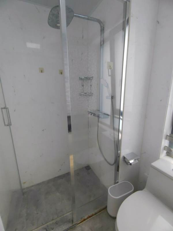 Housing image — Bathroom