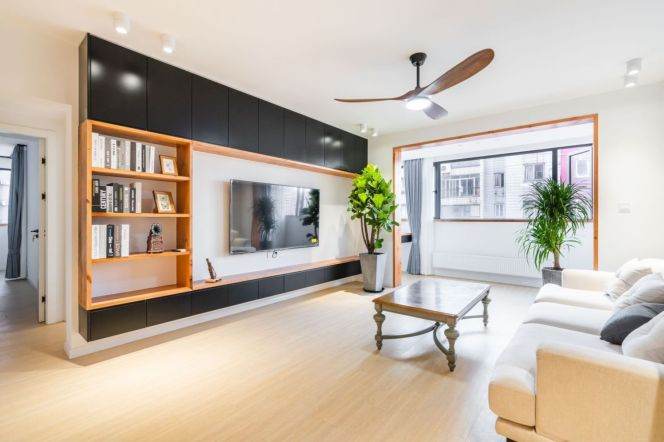 Modern Bright 3BR Apartment near Jiaotong University Metro (L10/L11)