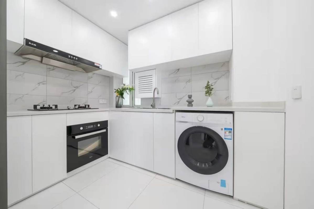 Housing image — Kitchen