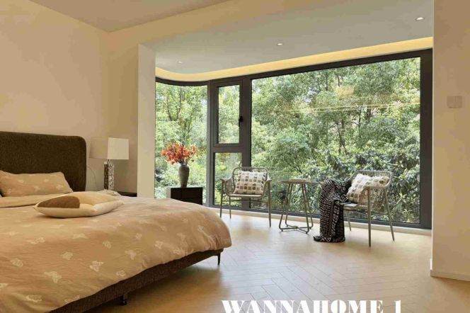 Modern 3BR Apartment in Jing'an with Green View (L2/L11)