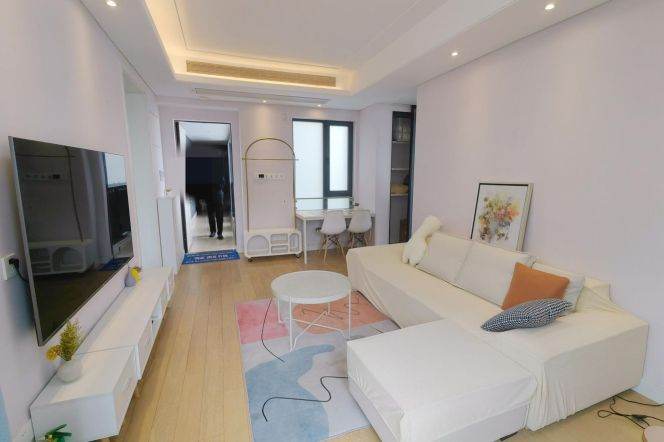 High-Floor 1BR Apartment near Oriental Sports Center Metro (L6/L8/L11)