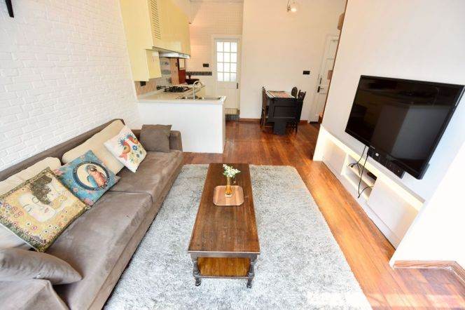 Spacious 1BR Heritage Apartment in Old Xuhui with Terrace (L9/L12)