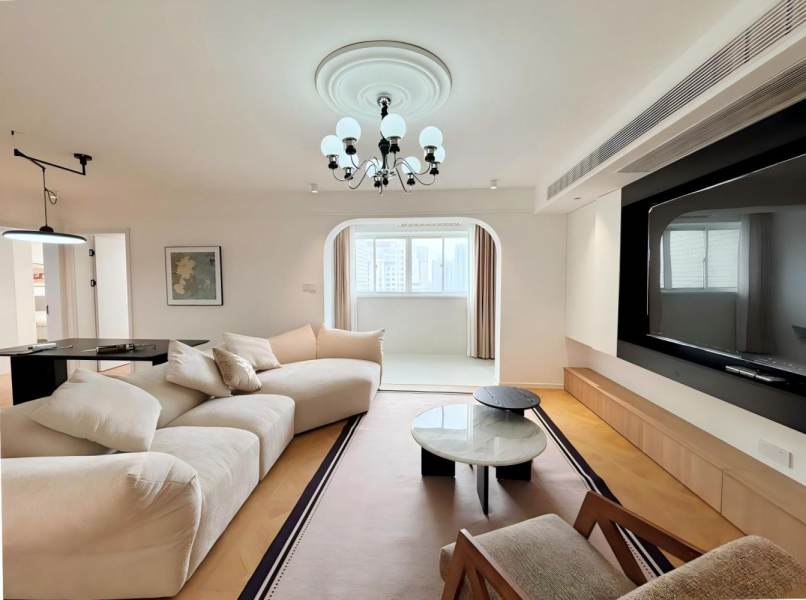 Housing image — Living Room