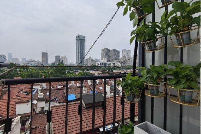 1BR Lane House near Nanjing Xi Lu (L13)