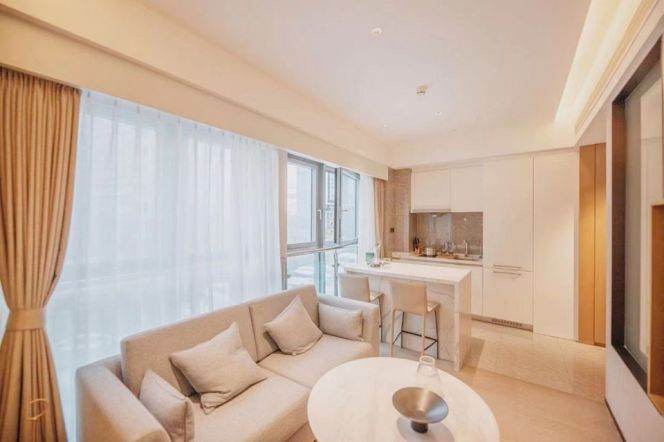 High-Floor 1BR Serviced Apartment near Xiepu Road Metro (L14)