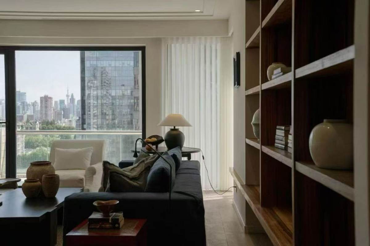 Housing image — Living Room