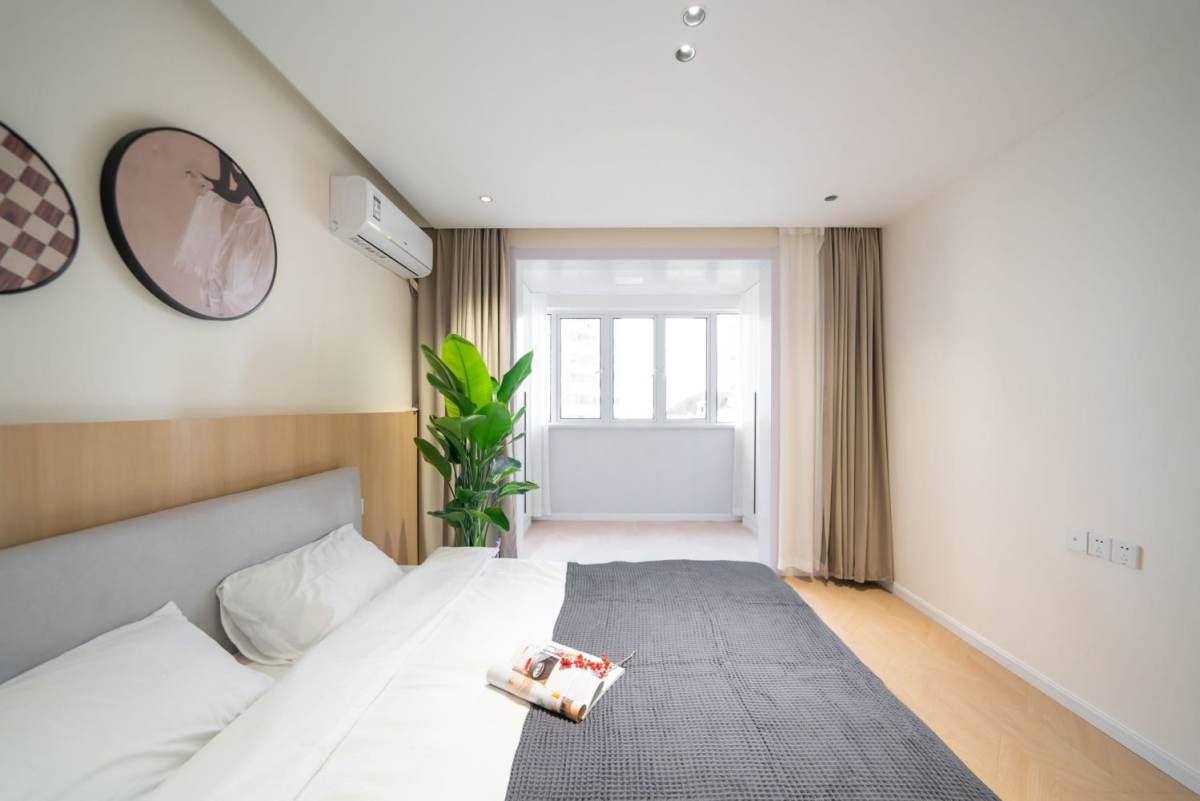 Housing image — Bedroom