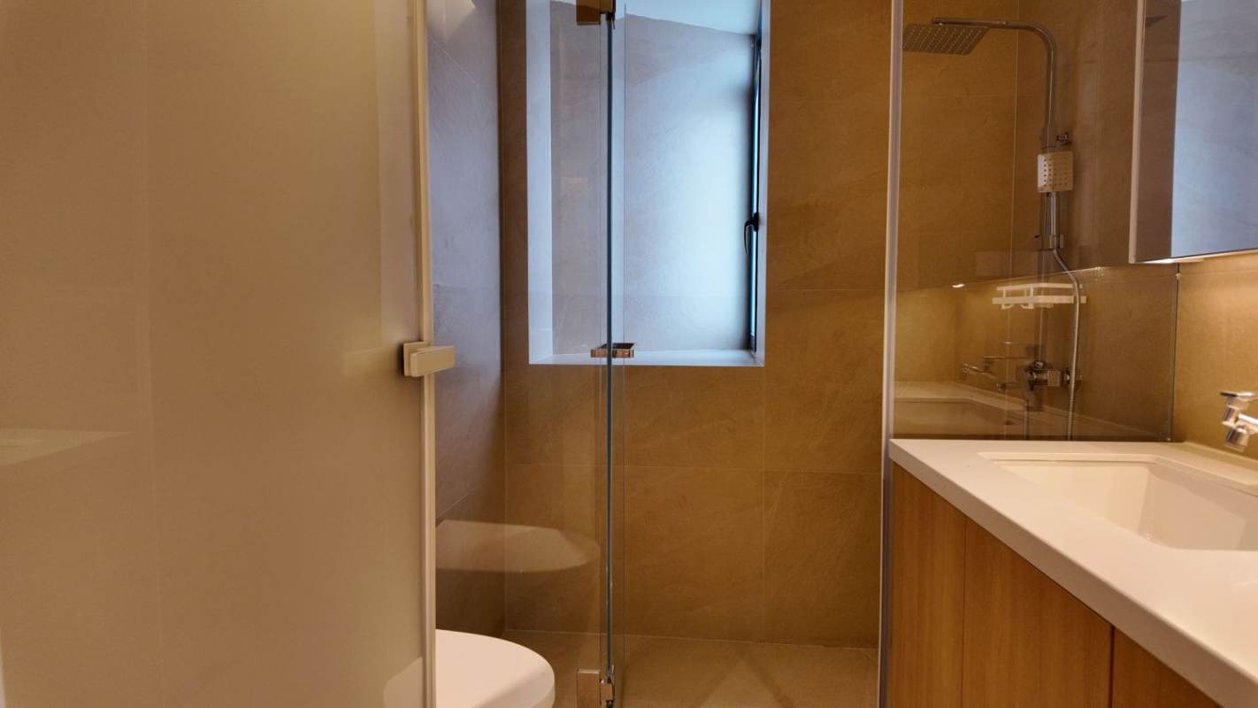 Housing image — Bathroom