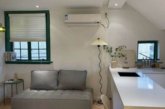 1BR Lane House in Jing'an (L2/L11)