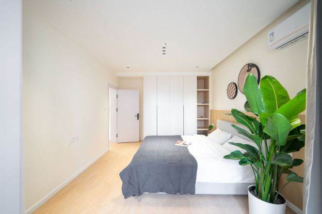 Spacious 1BR Apartment near Shanghai Stadium Metro (L4)