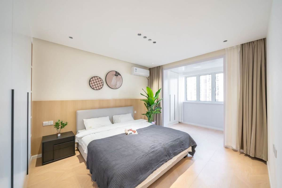 Housing image — Bedroom
