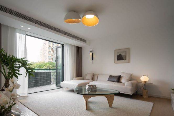 Spacious Modern 3BR Apartment in Xujiahui with Green View (L7/L9)