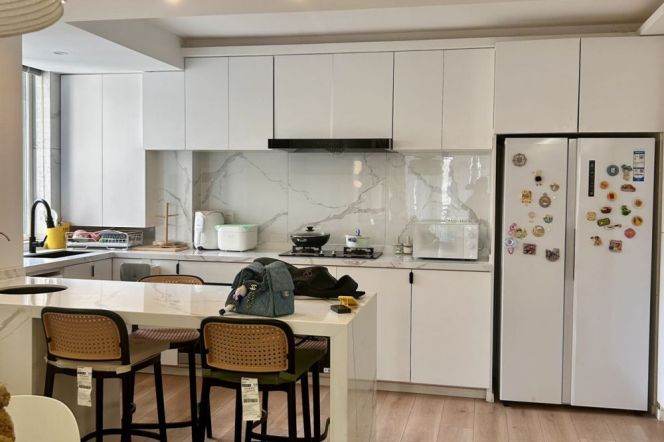 3BR Apartment near Jiaotong University Metro