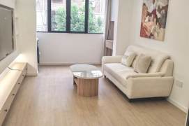 1BR Apartment near Jiangsu Rd Metro (L2/L11)